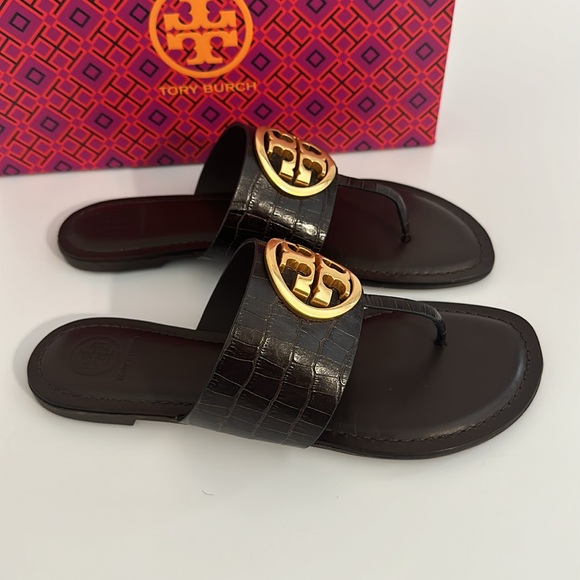 Authentic BENTON BAND FLAT SANDAL
CROCO EMBOSS - Picture 3 of 8